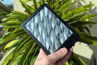 ۴۰ دلار در این بسته نرم افزاری Kindle Essentials صرفه جویی کنید تا یک خواننده الکترونیکی ، کیس و آداپتور برق را برای کمتر به دست آورید