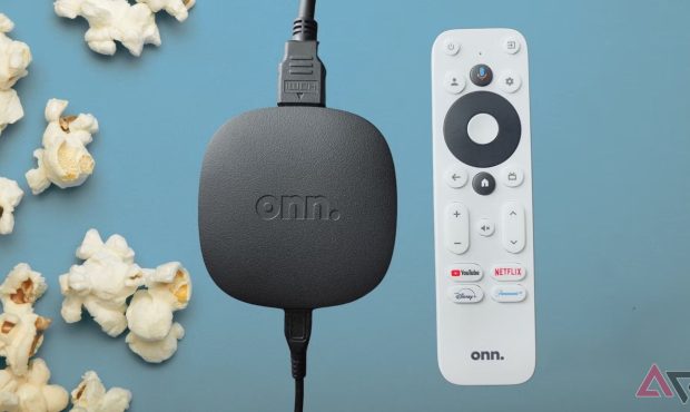 جعبه تلویزیون Google با سطح بالا Walmart در کانادا نمایش داده شده است