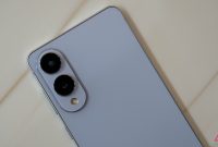 Galaxy S25 Edge سامسونگ در تست خم شدن Jerryrigeverything به طرز حیرت انگیزی مناسب است