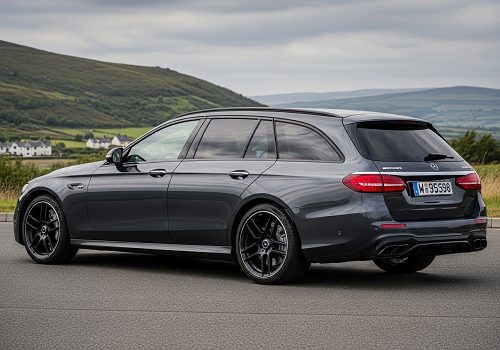 واگن مرسدس-AMG E53 ثابت می‌کونه که برای دیوانه‌وار سریع بودن، به موتور V-8 نیاز نداری